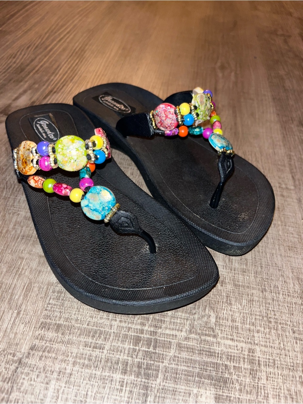 Grandco Women's Size 7 Beaded Gemstone Thong Sandals Black Flip Flops EUC Boho